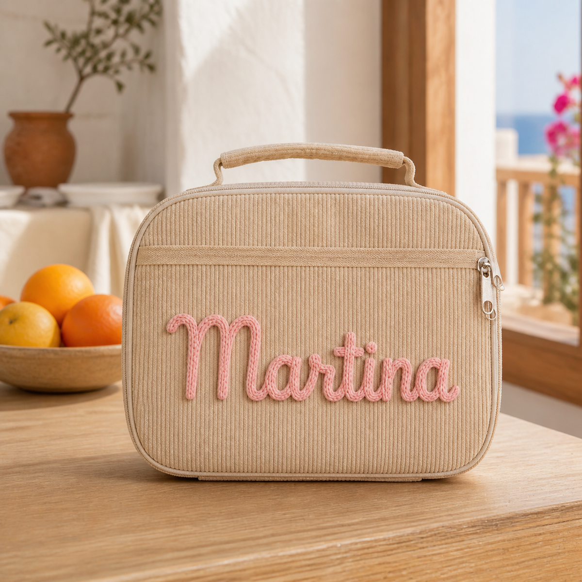 Bolsa de almuerzo de pana beige personalizada con el nombre Martina