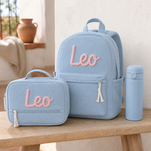 Conjunto azul: mochila, bolsa de almuerzo y botella personalizadas con el nombre Leo